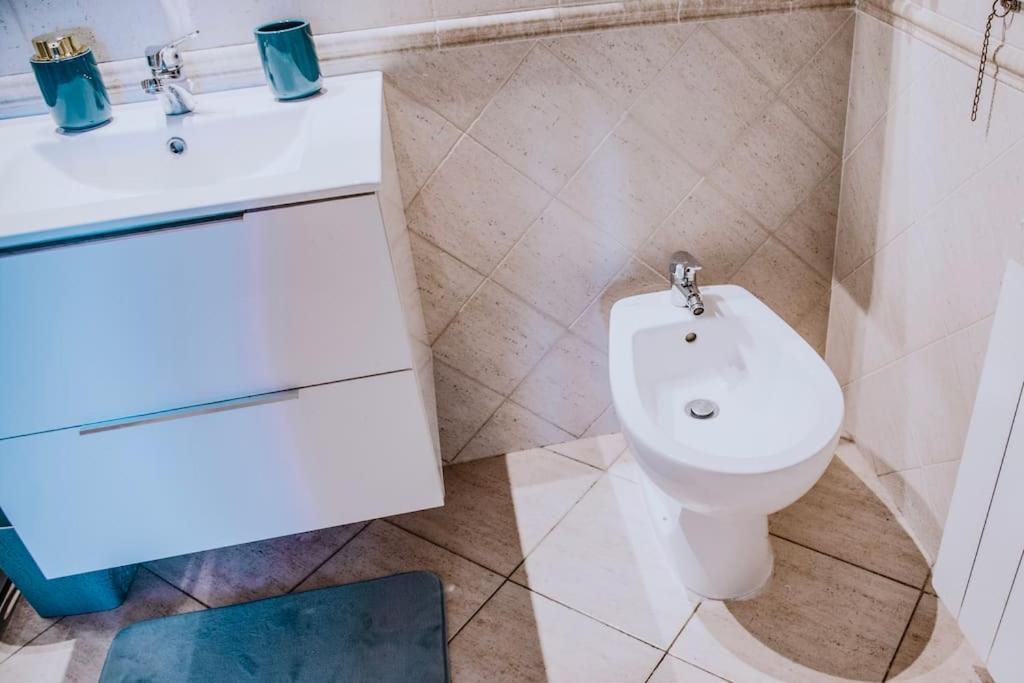 Poccio House Apartment Fiumicino Luaran gambar